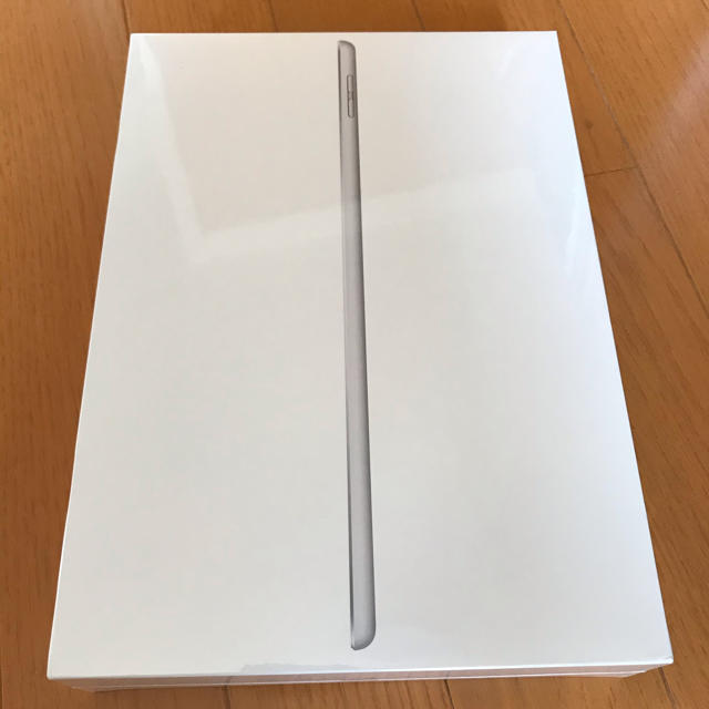 APPLE iPad 7th WI-FI 32GB シルバー MW752J/A