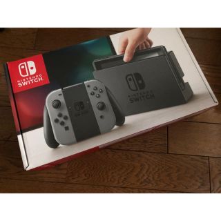 ニンテンドウ(任天堂)のSwitch グレー　ソフトセット(家庭用ゲーム機本体)