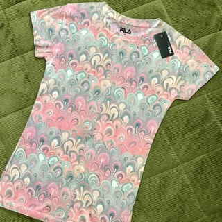 フィラ(FILA)の新品 FILA マーブル模様の Tシャツ アメリカS(Tシャツ/カットソー(半袖/袖なし))