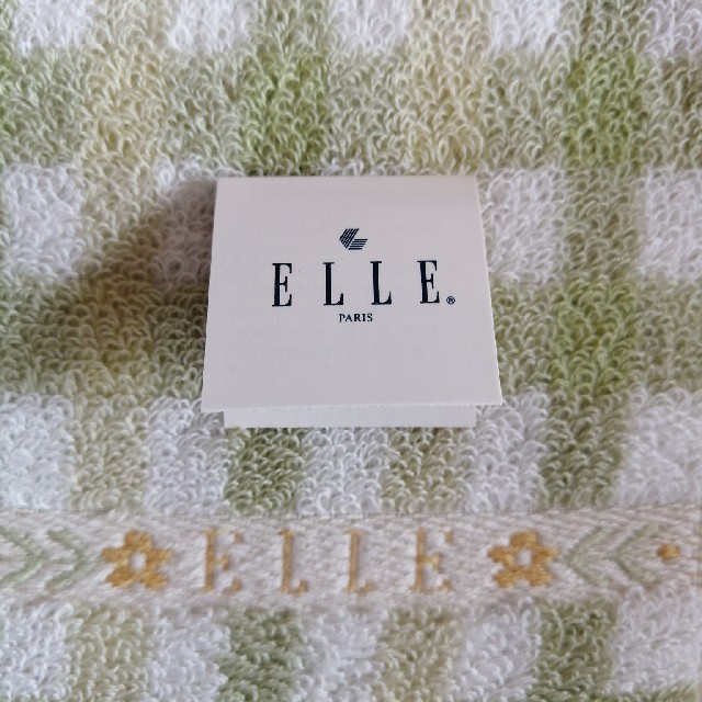 ELLE(エル)のELLEタオルハンカチ レディースのファッション小物(ハンカチ)の商品写真