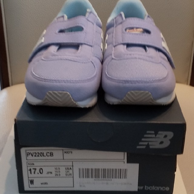 New Balance(ニューバランス)のニューバランス  スニーカー 新品 17㎝ キッズ/ベビー/マタニティのキッズ靴/シューズ(15cm~)(スニーカー)の商品写真