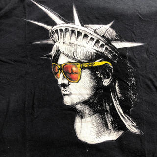 オークリー(Oakley)のニューヨーク購入　限定　Tシャツ(Tシャツ/カットソー(半袖/袖なし))