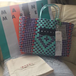 マルニ(Marni)の★MARNI★ピクニックバック★JADE★新品未使用★(かごバッグ/ストローバッグ)