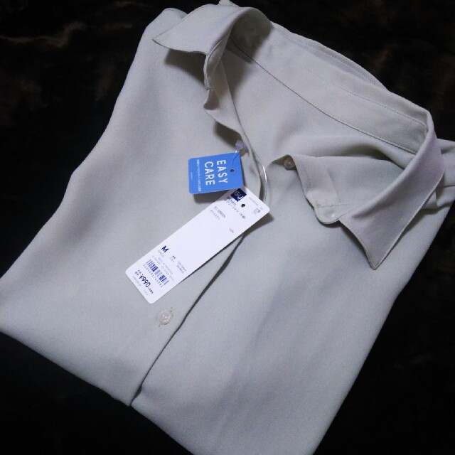 GU(ジーユー)のGU ｴｱﾘｰｼｬﾂ レディースのトップス(シャツ/ブラウス(半袖/袖なし))の商品写真