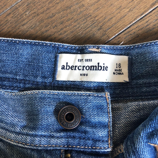 Abercrombie&Fitch(アバクロンビーアンドフィッチ)のアバクロ ショーパン レディースのパンツ(ショートパンツ)の商品写真