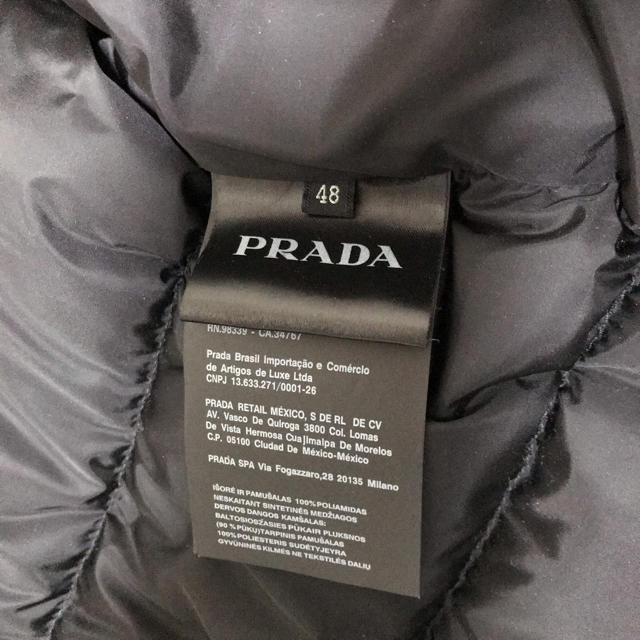 PRADA(プラダ)のプラダ  ダウン メンズのジャケット/アウター(ダウンジャケット)の商品写真