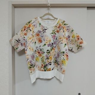 ディーホリック(dholic)のDHOLIC/花柄トップス(カットソー(半袖/袖なし))