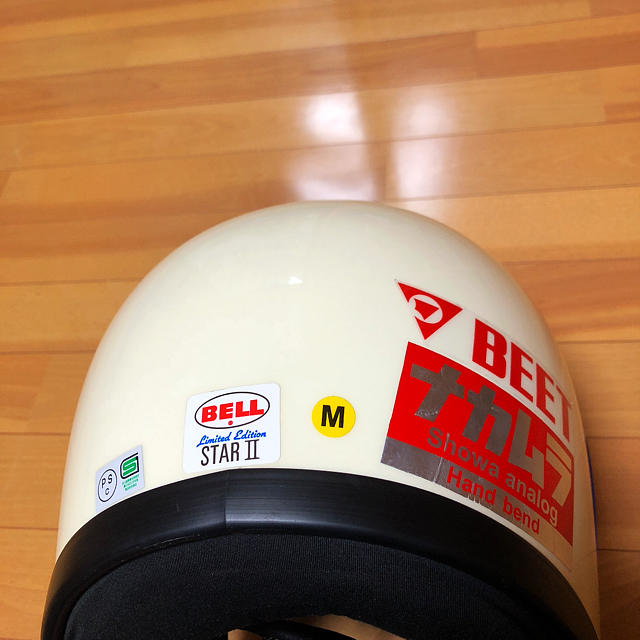BELL 復刻版 アイボリー ヘルメットの通販 by どだ's shop｜ベルならラクマ - BELL STARⅡ ベル スター2 お得即納