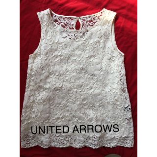 ユナイテッドアローズ(UNITED ARROWS)のノースリーブトップスレースインナー有りサテン(シャツ/ブラウス(半袖/袖なし))