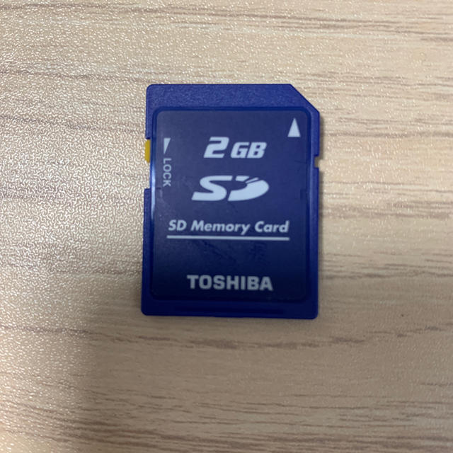 東芝(トウシバ)のTOSHIBA SDカード 2GB スマホ/家電/カメラのPC/タブレット(PC周辺機器)の商品写真