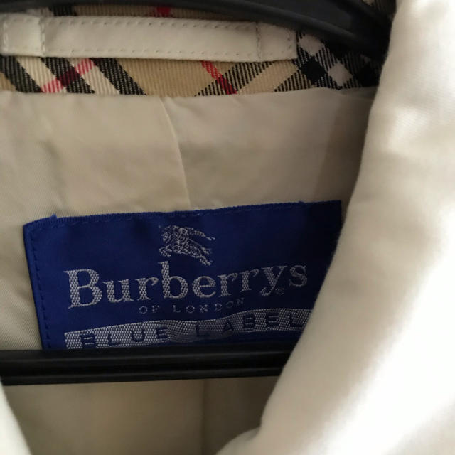 BURBERRY BLUE LABEL(バーバリーブルーレーベル)のバーバリーブルーレーベル　スプリングコート　40サイズ レディースのジャケット/アウター(トレンチコート)の商品写真
