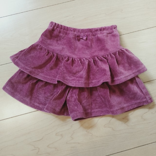 西松屋(ニシマツヤ)のフリルパンツ♡90 キッズ/ベビー/マタニティのキッズ服女の子用(90cm~)(パンツ/スパッツ)の商品写真