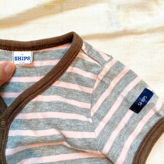 SHIPS(シップス)の【ほぼ未使用】2点セット SHIPS & babyGAP ロンパース 70  キッズ/ベビー/マタニティのベビー服(~85cm)(ロンパース)の商品写真