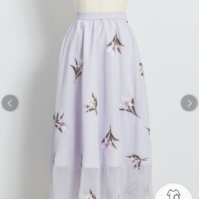 Noela フラワー刺繍スカート&ブラウスの通販 by ハマー's shop｜ノエラならラクマ - ノエラ 超激得在庫