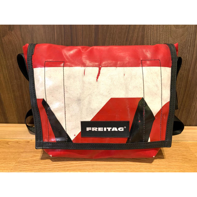 フライターグ FREITAG F11 LASSIE ラッシー 赤白黒