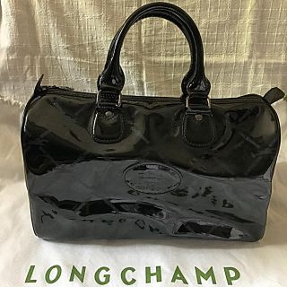 ロンシャン(LONGCHAMP)のロンシャン　エナメル素材　ボストンバッグ　ブラック(ボストンバッグ)