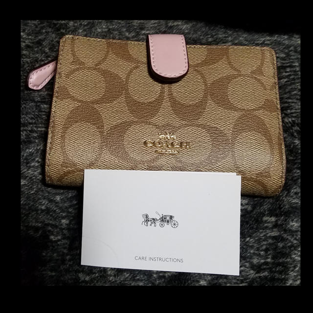 COACH 折り財布