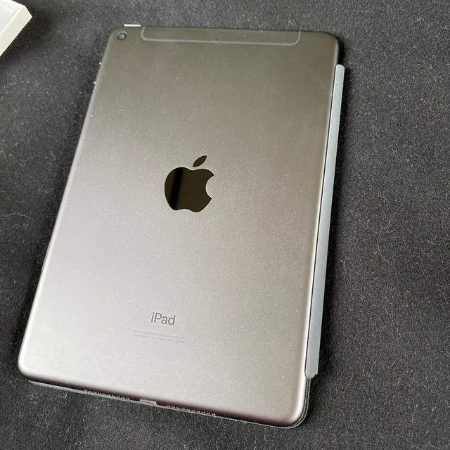 iPad(アイパッド)のiPad mini5 64GB 国内版SIMフリー（スペースグレイ） スマホ/家電/カメラのPC/タブレット(タブレット)の商品写真