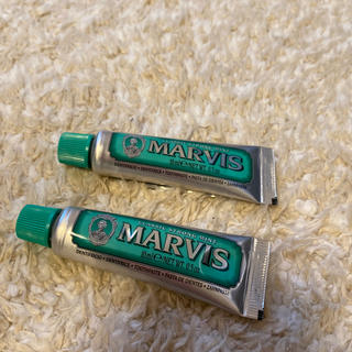 マービス(MARVIS)のMARVIS クラッシックストロングミント10ml 歯磨き粉(歯磨き粉)