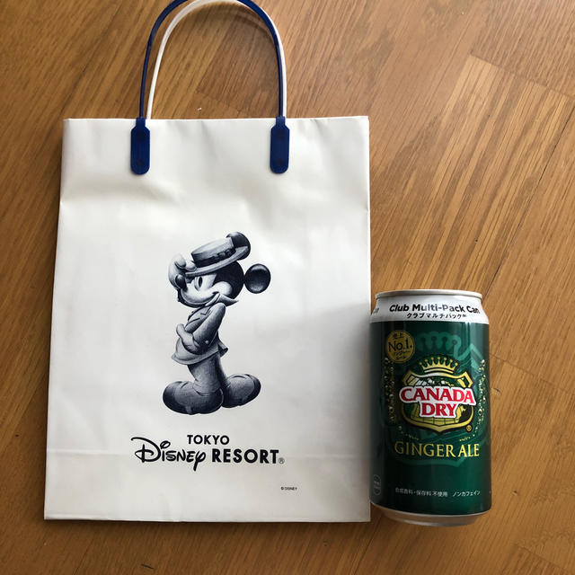 Disney(ディズニー)のディズニーリゾート紙袋 レディースのバッグ(ショップ袋)の商品写真