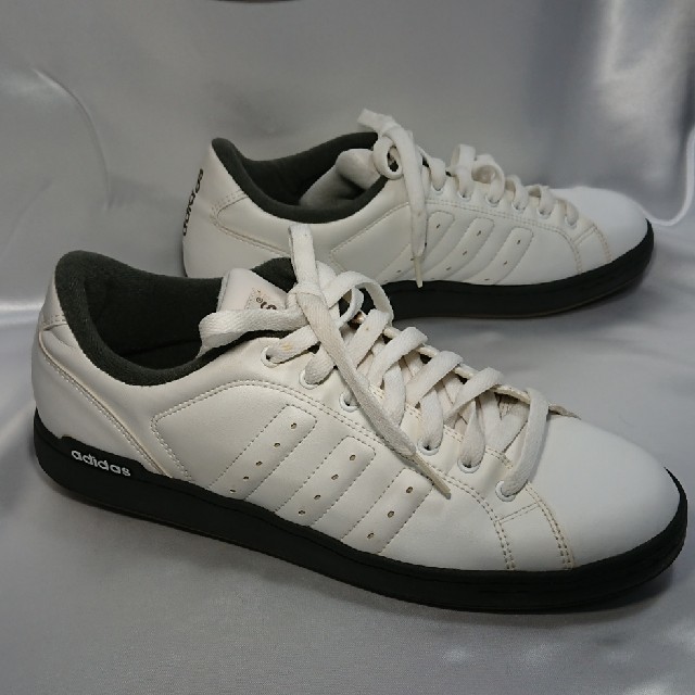 adidas(アディダス)のアディダス ヴィンテージG11564 白 28㎝ メンズの靴/シューズ(スニーカー)の商品写真