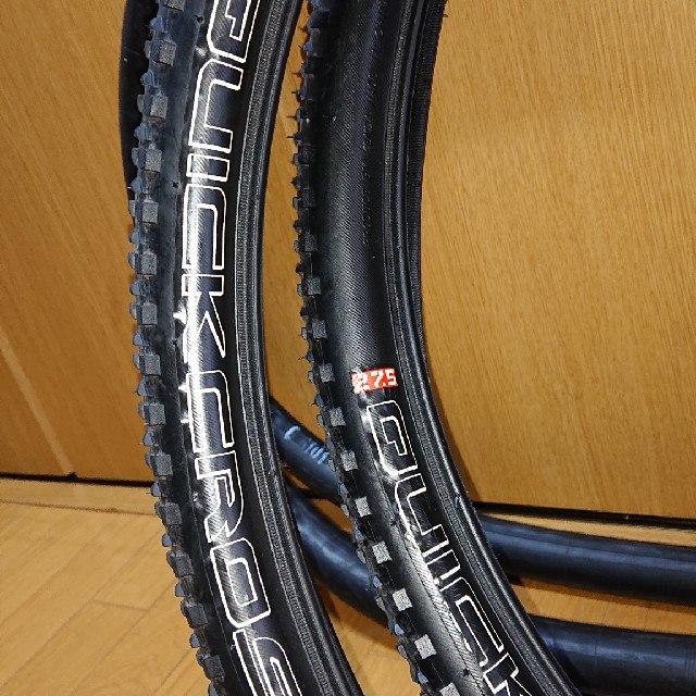 Giant(ジャイアント)のMTB 27.5×1.95 タイヤ&チューブ スポーツ/アウトドアの自転車(パーツ)の商品写真