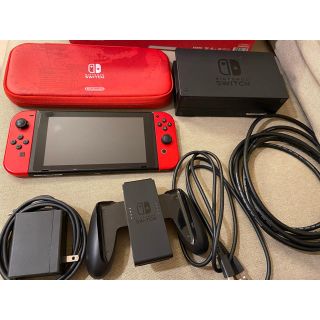 ニンテンドースイッチ(Nintendo Switch)の任天堂　Switch 本体　マリオバージョン　ソフトなし(家庭用ゲーム機本体)