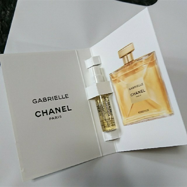 CHANEL(シャネル)の新発売ガブリエルシャネルエッセンスオードゥパルファム(ｳﾞｧﾎﾟﾘﾀｻﾞｰ) コスメ/美容のキット/セット(サンプル/トライアルキット)の商品写真