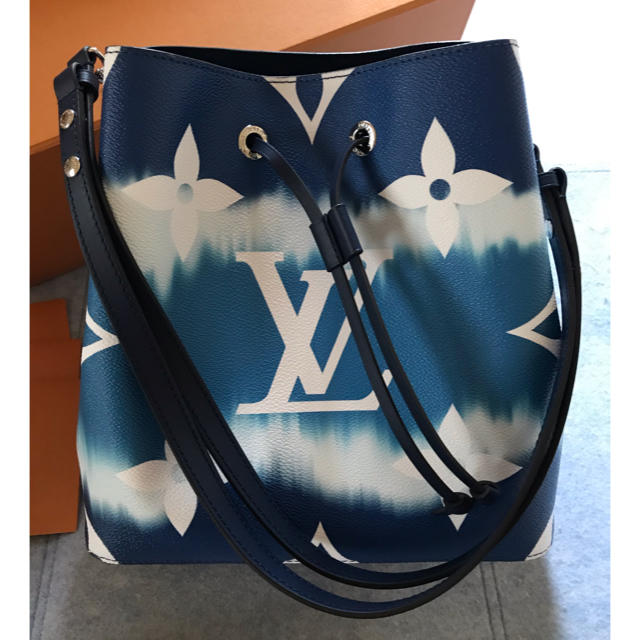 LOUIS VUITTON - ☆新品未使用☆ルイヴィトン エスカル ネオノエの通販