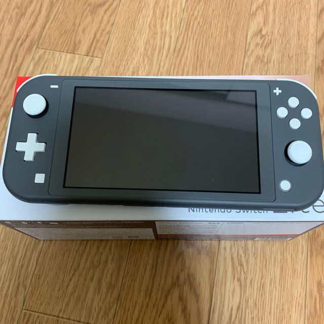 任天堂　switch lite