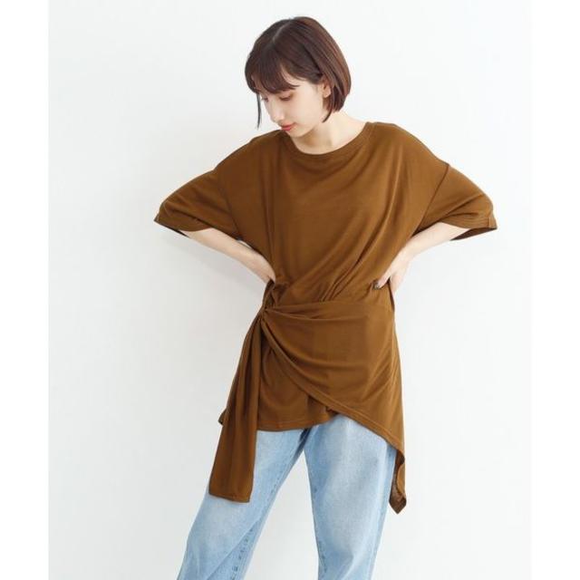 merlot(メルロー)の新品　merlot カットソー　アシメ裾結びTシャツ　ブラウン レディースのトップス(Tシャツ(半袖/袖なし))の商品写真