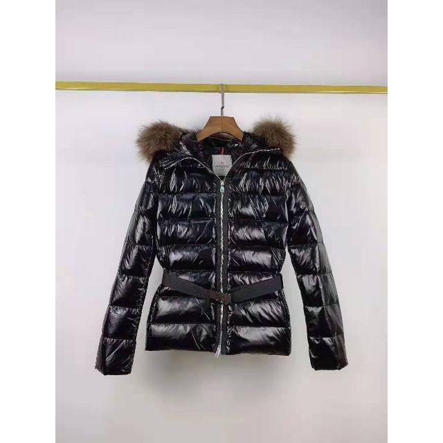 MONCLER(モンクレール)のMONCLERダウンジャケット ベルト付き レディースのジャケット/アウター(ダウンジャケット)の商品写真