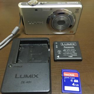 パナソニック(Panasonic)のLUMIX DMC-FH5(コンパクトデジタルカメラ)