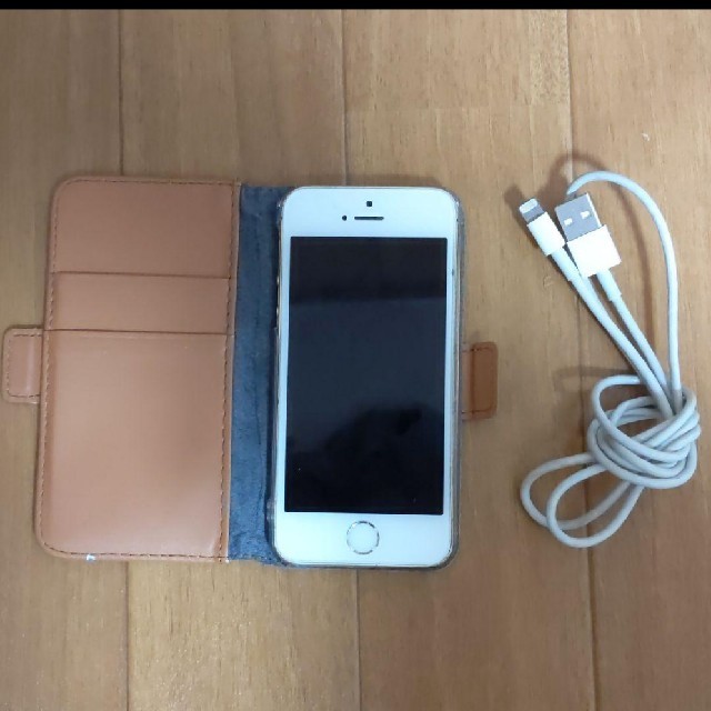 iPhone(アイフォーン)のiPhone SE Rose Gold 16 GB SIMフリー スマホ/家電/カメラのスマートフォン/携帯電話(スマートフォン本体)の商品写真