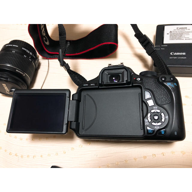 カメラ【美品】Canon EOS kiss X5 ズームレンズ付き