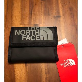 ザノースフェイス(THE NORTH FACE)の【新品】thenorthface black base camp wallet(折り財布)