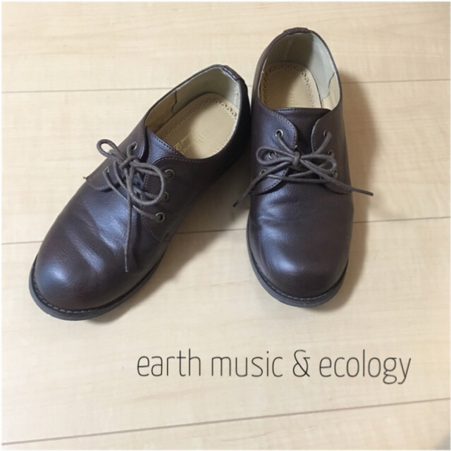 earth music & ecology(アースミュージックアンドエコロジー)のころんとした靴☻ レディースの靴/シューズ(ローファー/革靴)の商品写真