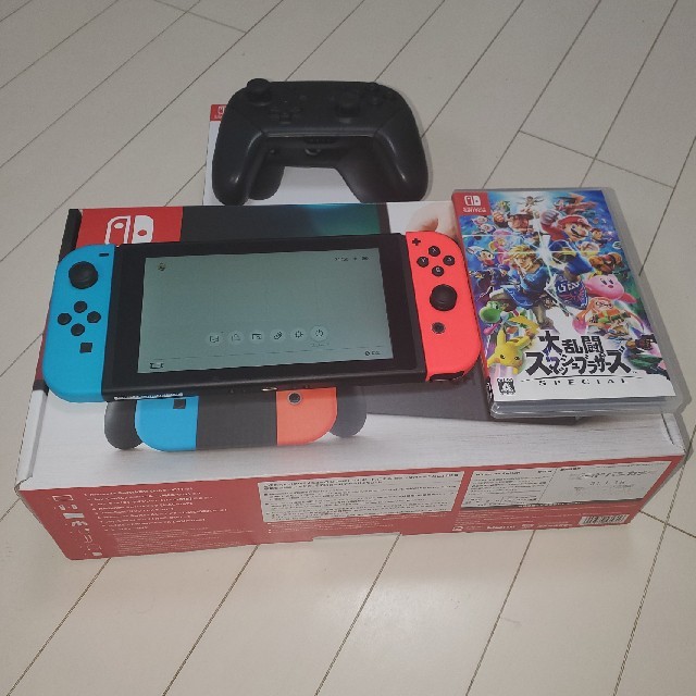 新しく着き ［中古］Nintendo Switch 本体 + Proコン + スマブラ 家庭用ゲーム機本体