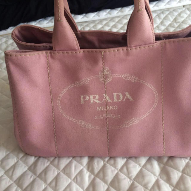 PRADA(プラダ)のカナパ レディースのバッグ(スーツケース/キャリーバッグ)の商品写真