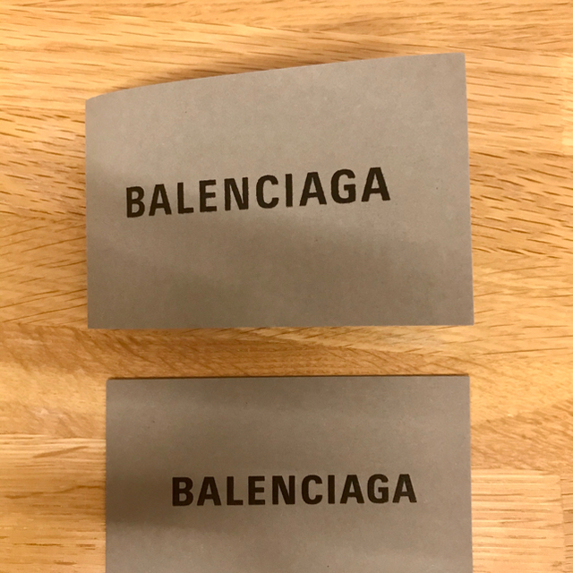Balenciaga(バレンシアガ)の【値下げ】バレンシアガ グレー　ミニ財布 ミニウォレット 三つ折り レディースのファッション小物(財布)の商品写真