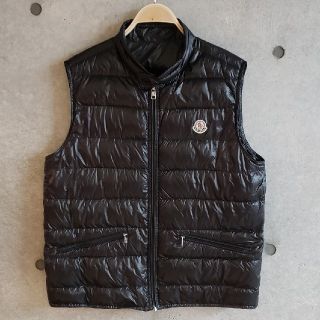 モンクレール(MONCLER)のMONCLER⭐ベスト【サイズ4】収納袋つき(ダウンベスト)