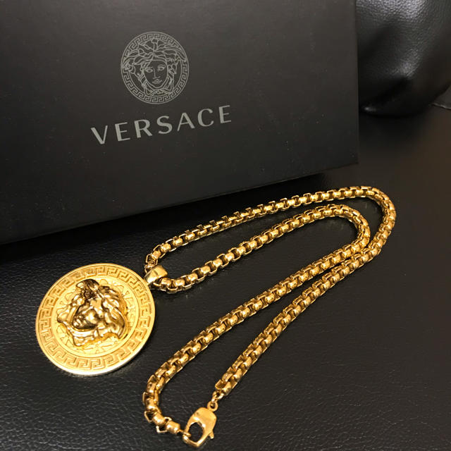 VERSACE(ヴェルサーチ)のversace メンズのアクセサリー(ネックレス)の商品写真