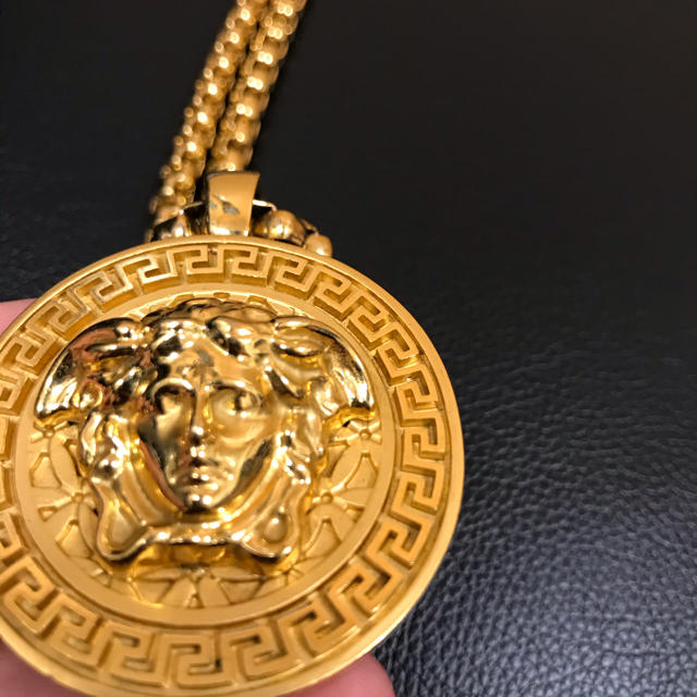 VERSACE(ヴェルサーチ)のversace メンズのアクセサリー(ネックレス)の商品写真