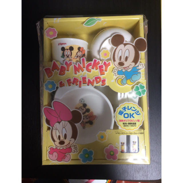 Disney(ディズニー)の新品 ピジョン ベビー食器 キッズ/ベビー/マタニティの授乳/お食事用品(離乳食器セット)の商品写真