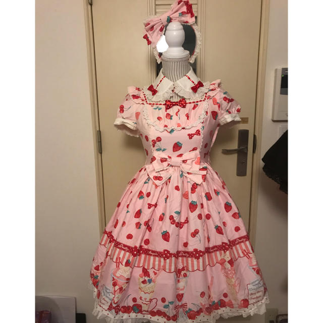 Angelic Pretty(アンジェリックプリティー)のAngelic Pretty strawberry parlour OP レディースのワンピース(ひざ丈ワンピース)の商品写真