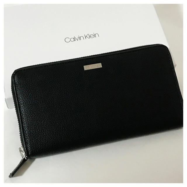 Calvin Klein(カルバンクライン)の直営店購入 新品カルバンクライン 高級カーフ革20680円ラウンドzip財布 メンズのファッション小物(長財布)の商品写真