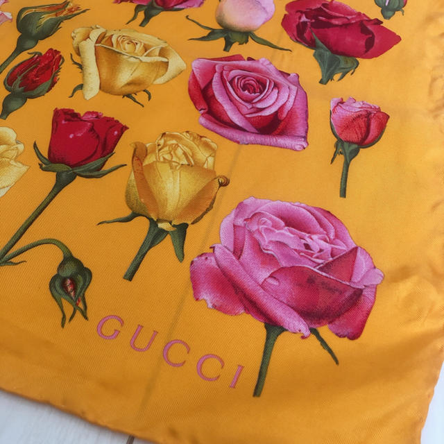 Gucci(グッチ)のGUCCI スカーフ レディースのファッション小物(バンダナ/スカーフ)の商品写真