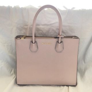 マイケルコース(Michael Kors)のマイケルコース ハンドバッグ ピンク(ハンドバッグ)