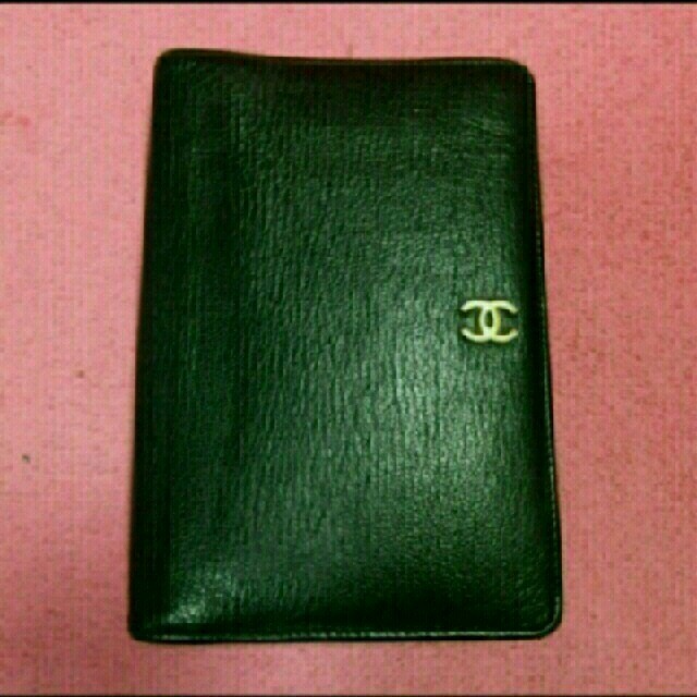 CHANEL(シャネル)のCHANELお財布 カーフスキン レディースのファッション小物(財布)の商品写真