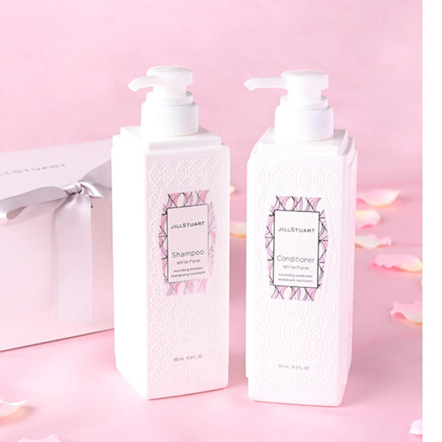 JILLSTUART(ジルスチュアート)の新品❤️ ジルスチュアートコンディショナーシャンプー500ml 2点セット コスメ/美容のヘアケア/スタイリング(シャンプー)の商品写真